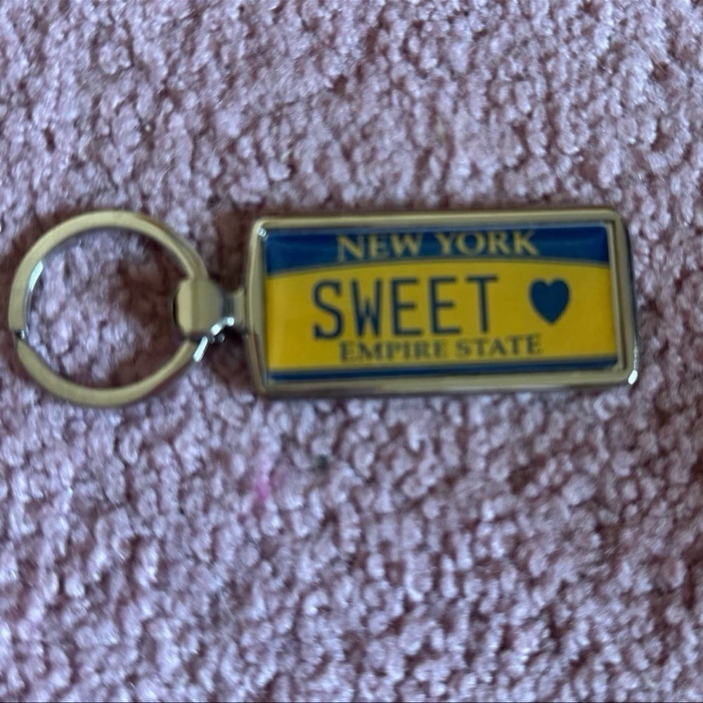 New York Sweet Empire State Keychain